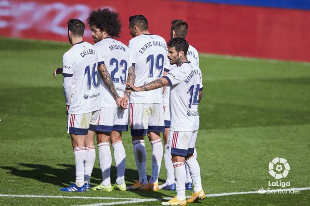 La falta de acierto de cara a gol impide a Osasuna llevarse la victoria de Ipurua  