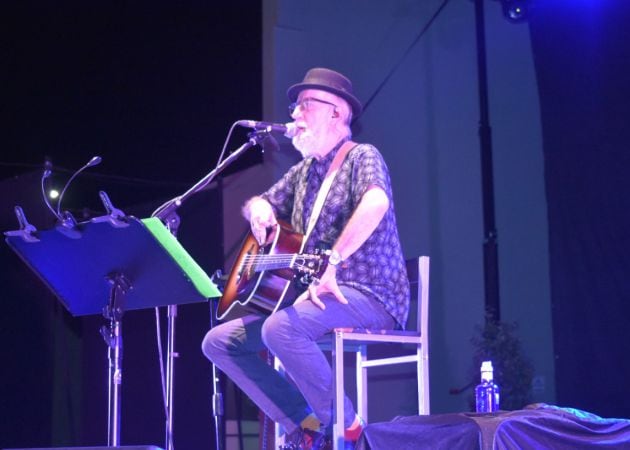 Pancho Varona durante el concierto que ofreció este miércoles en la feria de Ciudad Real