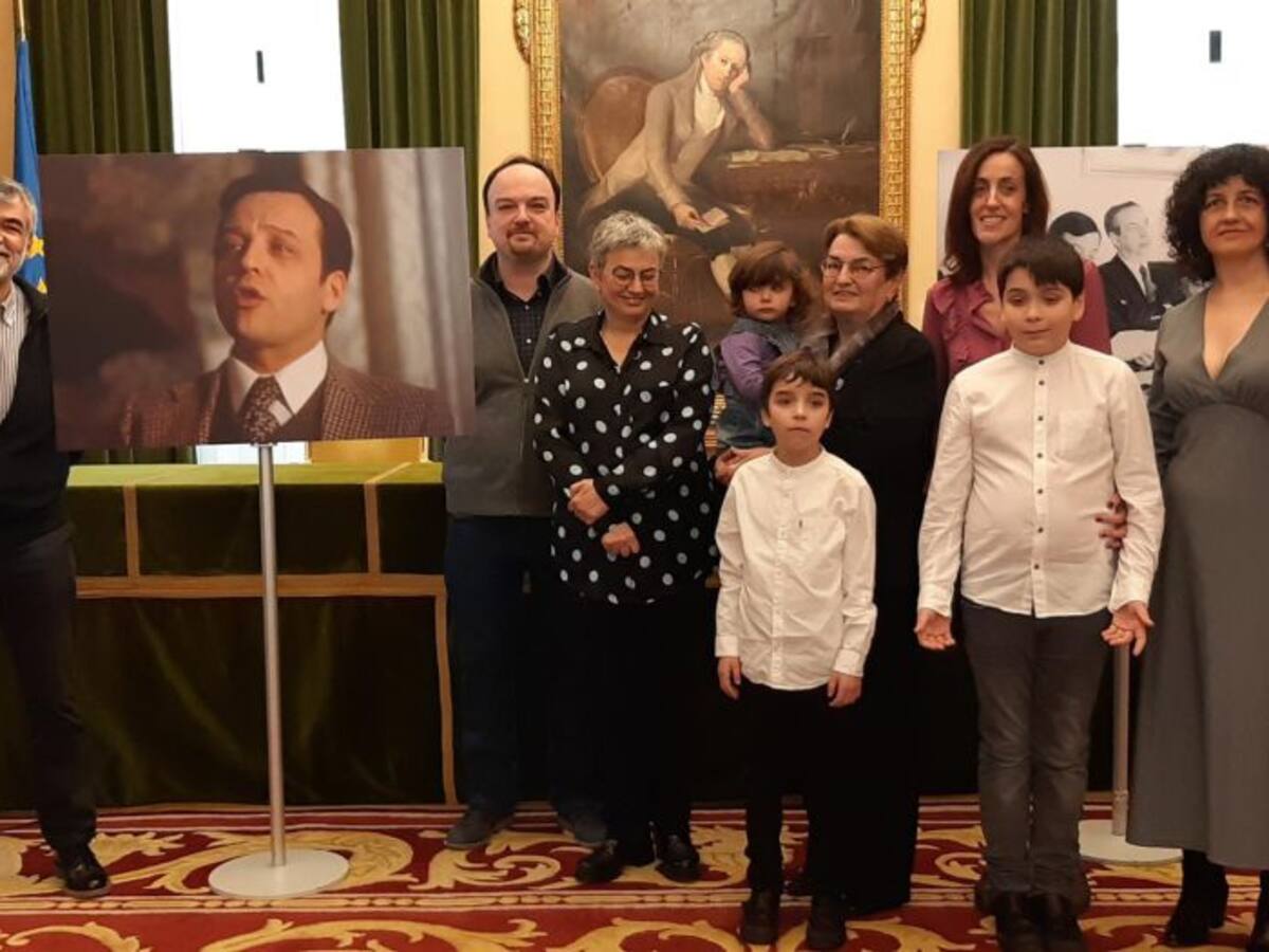 Gijón ya cuenta con el archivo personal de Francisco Prendes Quirós