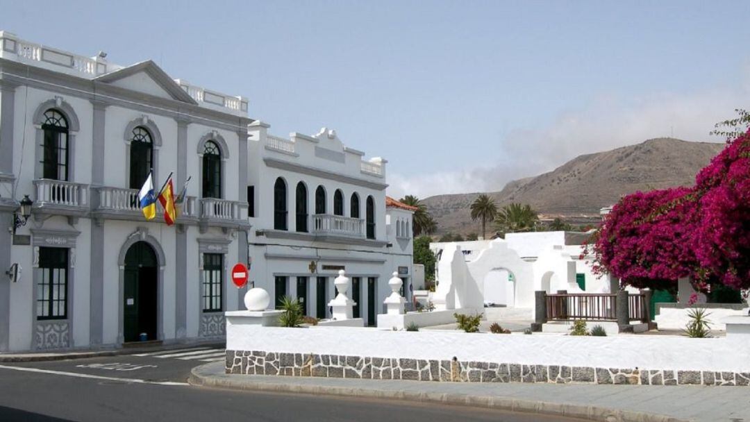 Edificio del Ayuntamiento de Haría.