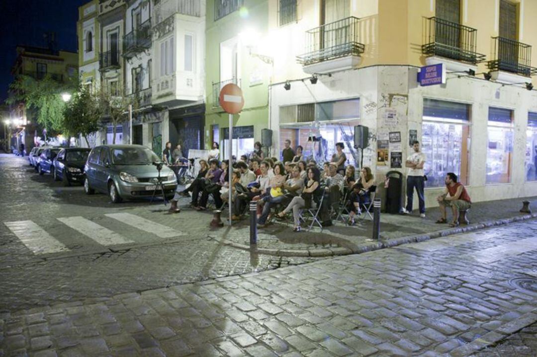 Imagen de 'La glorieta', laboratorio de creación de la compañía Societat Doctor Alonso (2011)