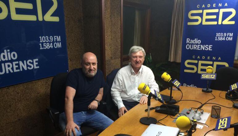 Xose Gonzalez y Alejandro Rubín en los estudios de Radio Ourense