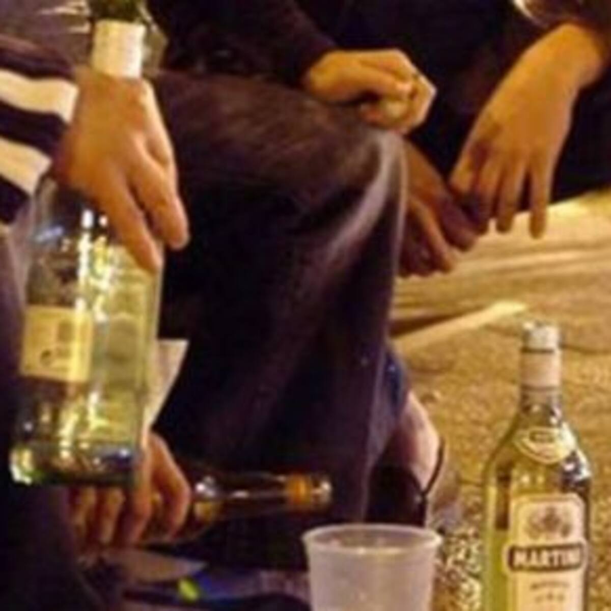 97 multas a menores por consumir alcohol en la calle