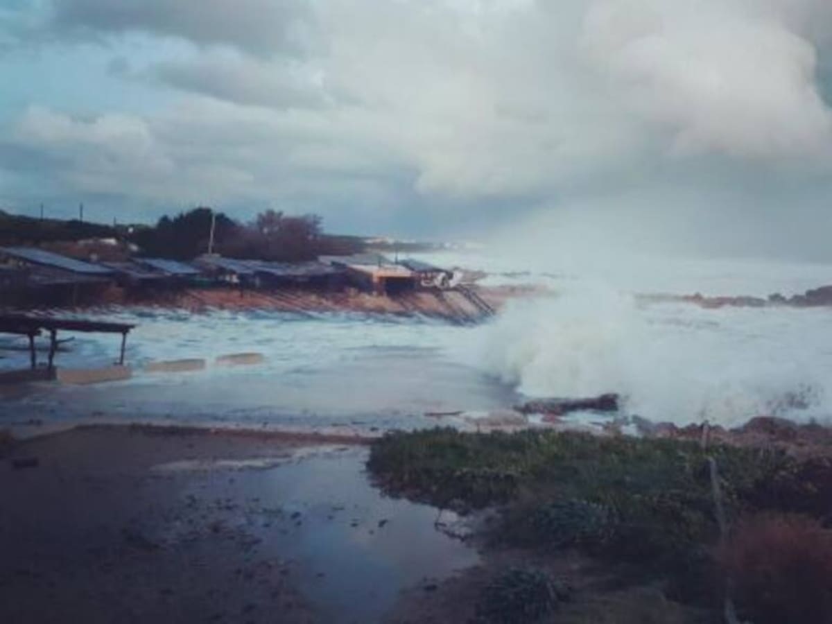 Las navieras cancelan los trayectos entre las Pitiusas a partir de las 18:00 horas debido al temporal