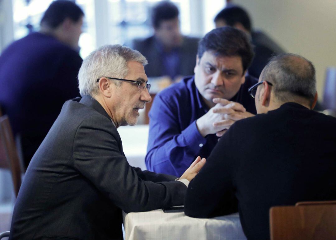 Llamazares se ha reunido este viernes con el secretario de Organización de IU de Asturias. 