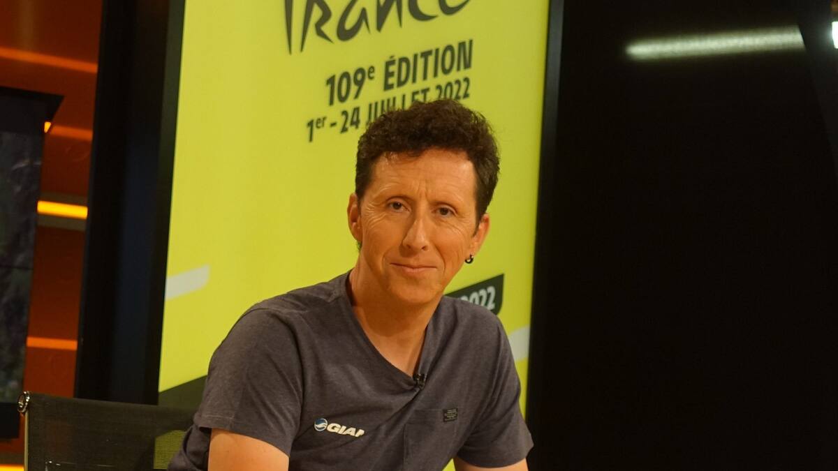 El ex ciclista vitorino, Joseba Beloki, repasa en El Banquillo de Radio Aranda, la actual situación del ciclismo júnior antes del inicio de la VI Vuelta a la Ribera