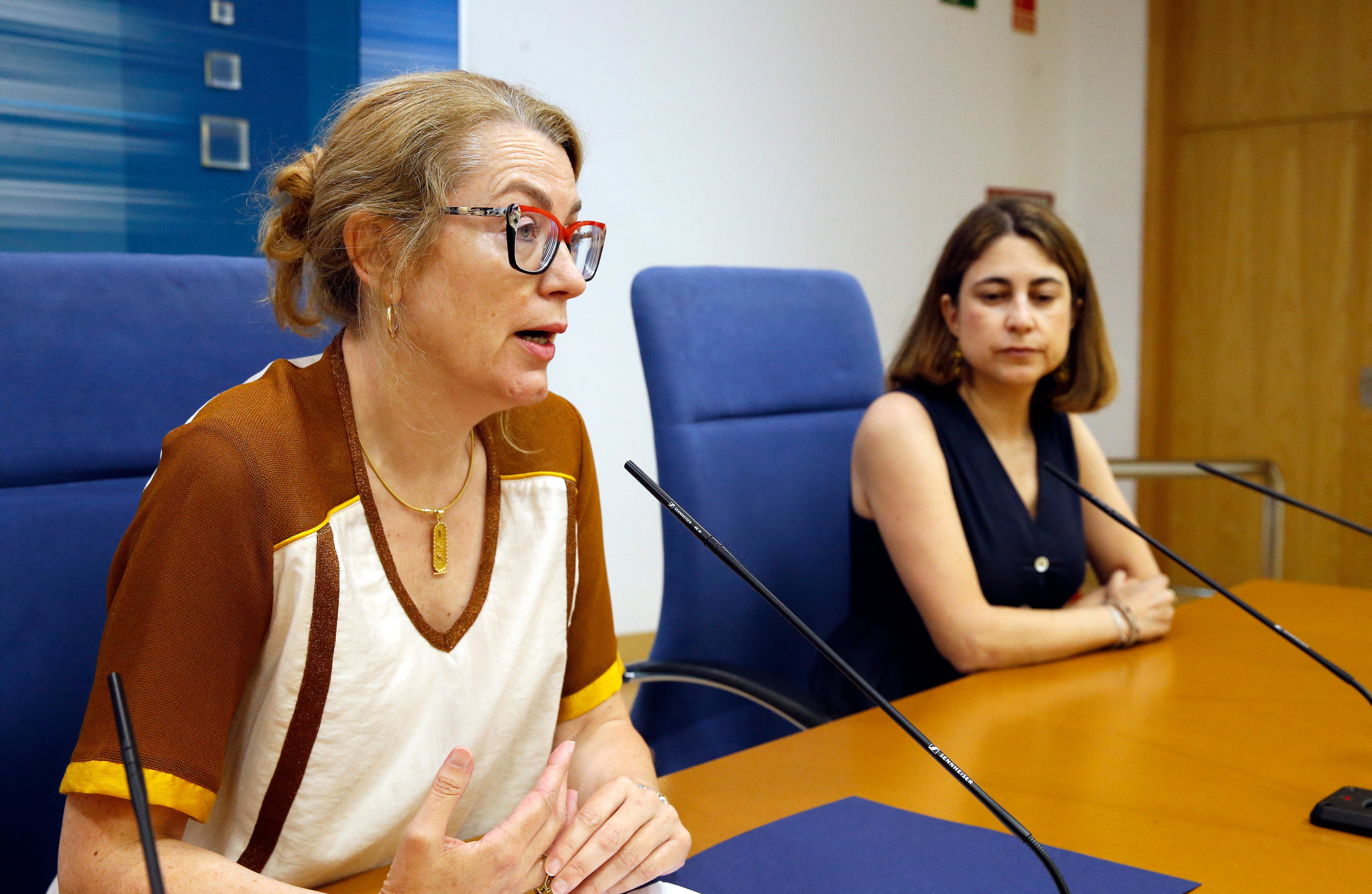 La consejera de Cultura, Turismo y Deporte, Eva Guillermina Fernández, informa, en rueda de prensa, sobre las alegaciones al borrador de Decreto sobre viviendas de uso turístico.
26 JUL 24