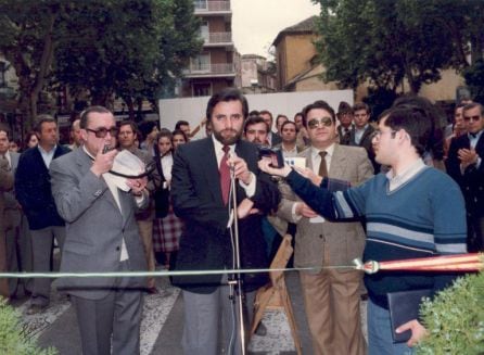 Julio Anguita en el Bulevar Gran Capitán en 1986