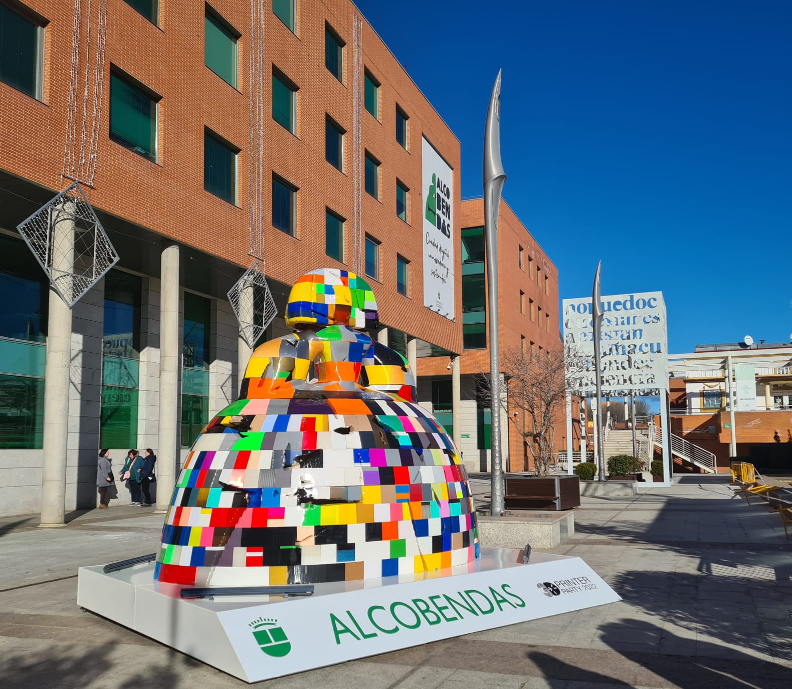 Menina elaborada mediante impresión 3d en la Plaza Mayor de Alcobendas