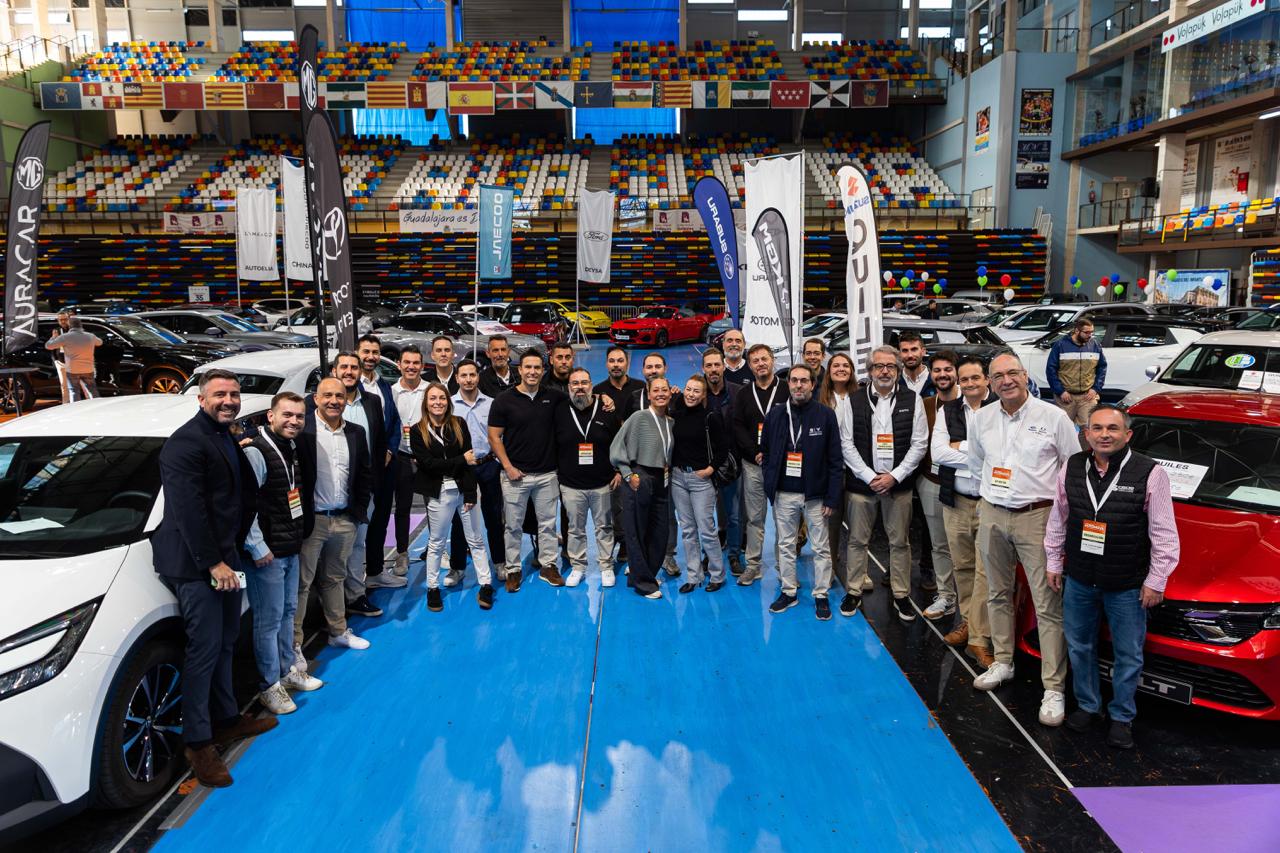 Representantes de los concesionarios participantes