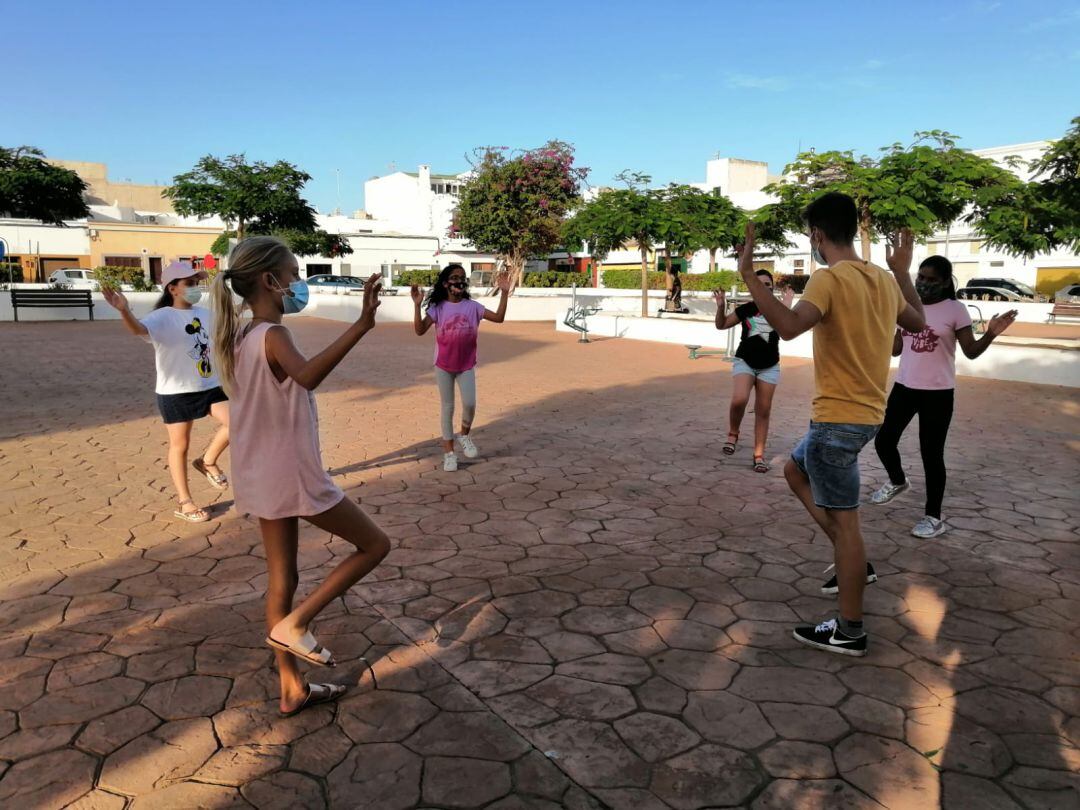 Barrios Orquestados en Lanzarote busca un espacio en el barrio arrecifeño de Altavista donde poder continuar su actividad.