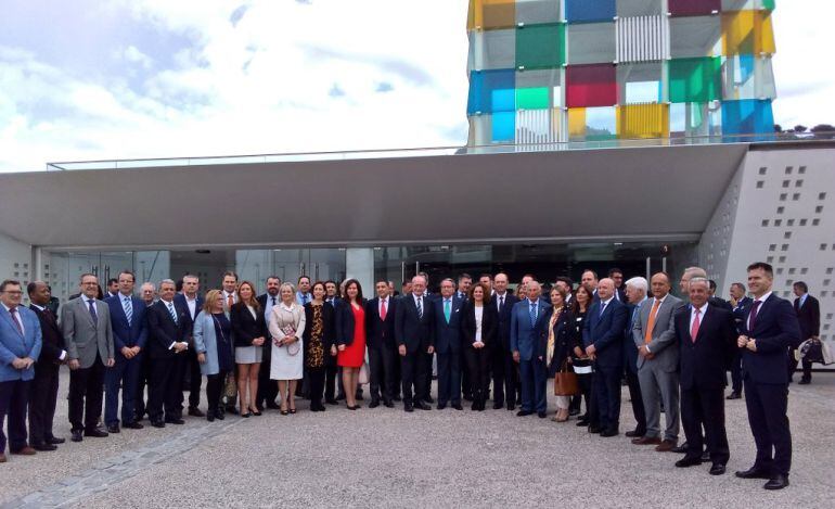 Foto de familia este lunes, en el Centre Pompidou, antes de la presentación del Interex Forum