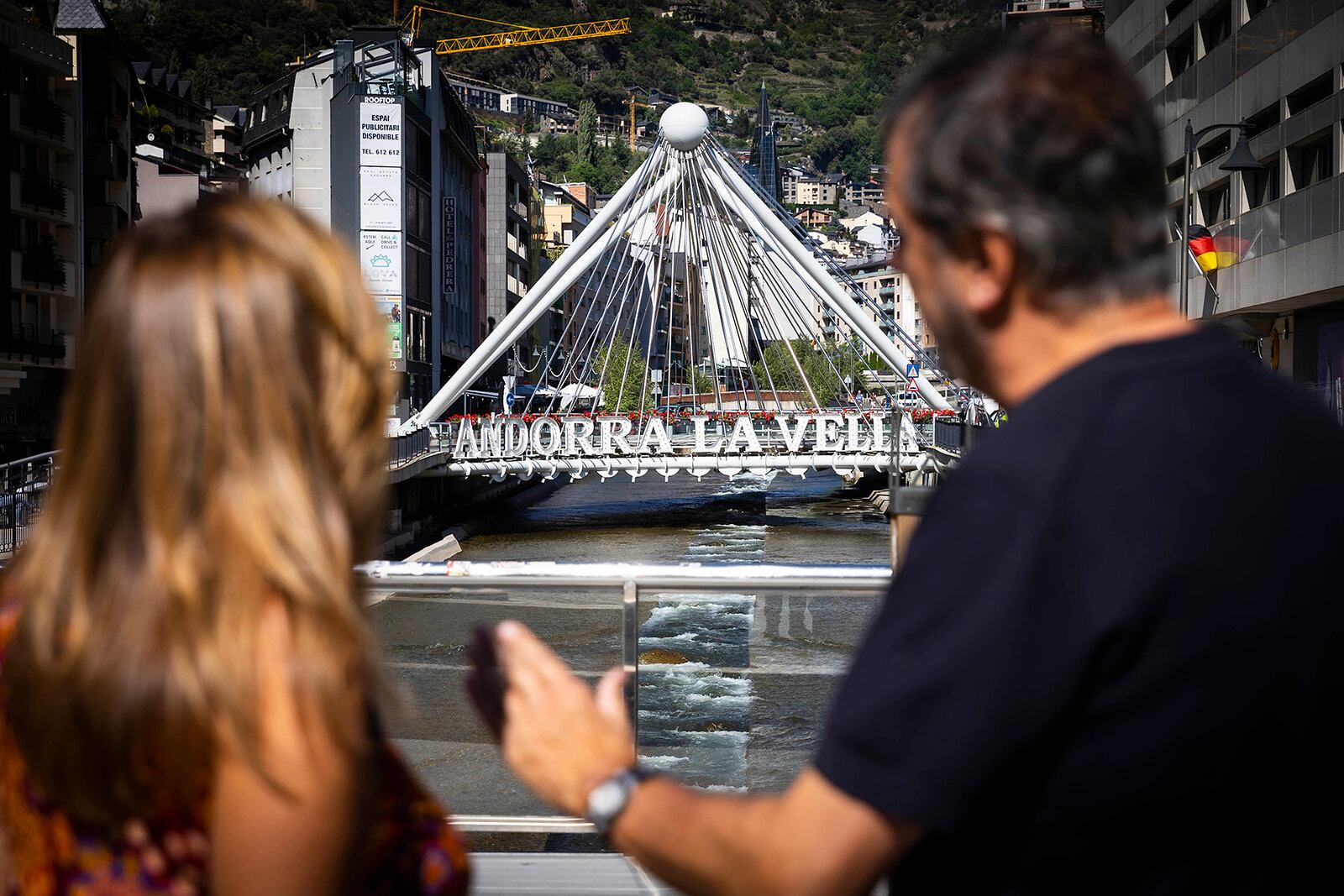 Presentació de la reforma de la Rotonda amb la font de colors.