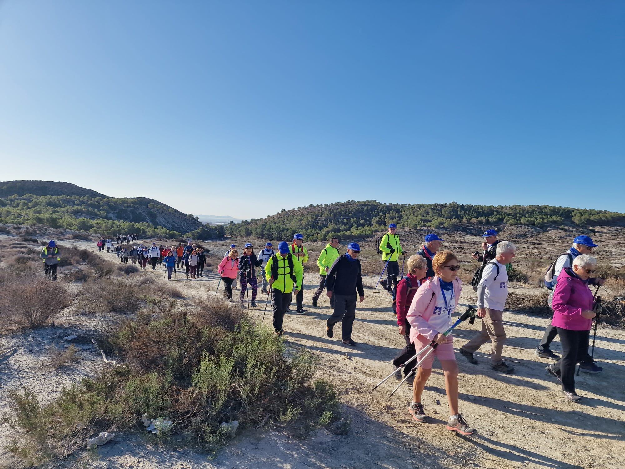 De Cartagena a Caravaca de la Cruz: Acompañamos a los 170 peregrinos de &#039;Senda Senior&#039; en su camino