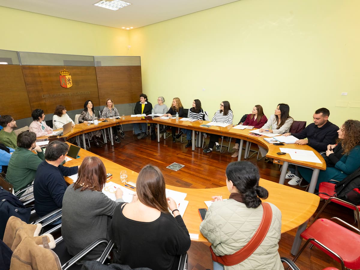 La provincia de Cáceres estrena un modelo cultural innovador con la implantación de 16 gestores territoriales