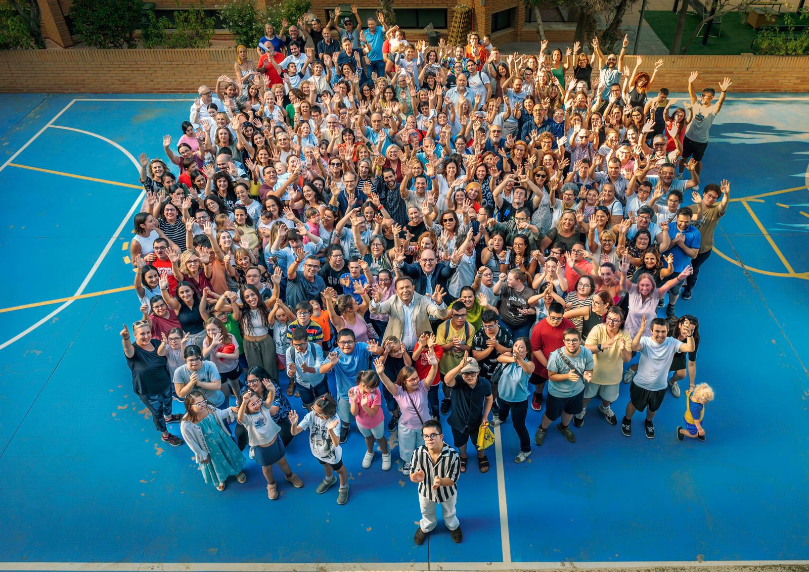 Portada del calendario de ASSIDO de 2026. Pepe Jara.