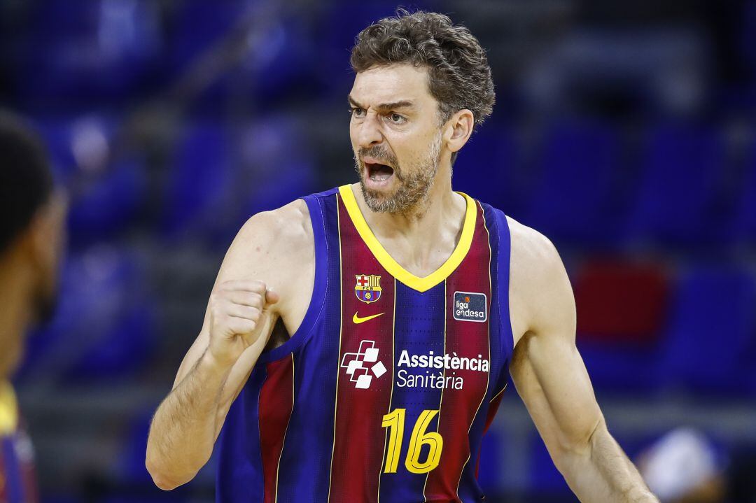 Pau Gasol apretando el puño durante una acción del partido frente al Lenovo Tenerife