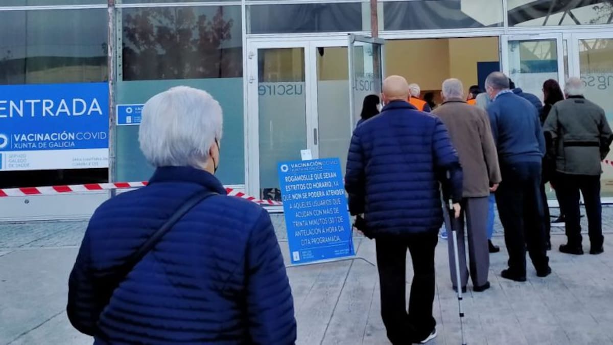 Sanidade cita a los menores de 60 años para el refuerzo de la vacuna