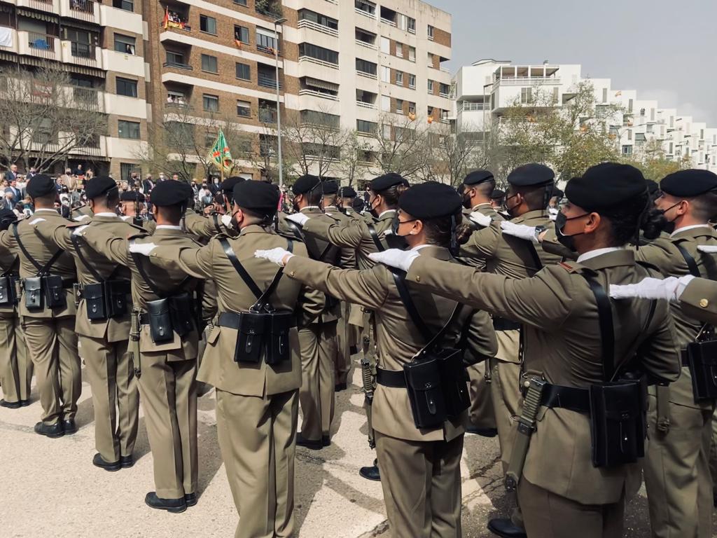 Efectivos de la Brigada Guzmán el Bueno X de Cerro Muriano (Córdoba)