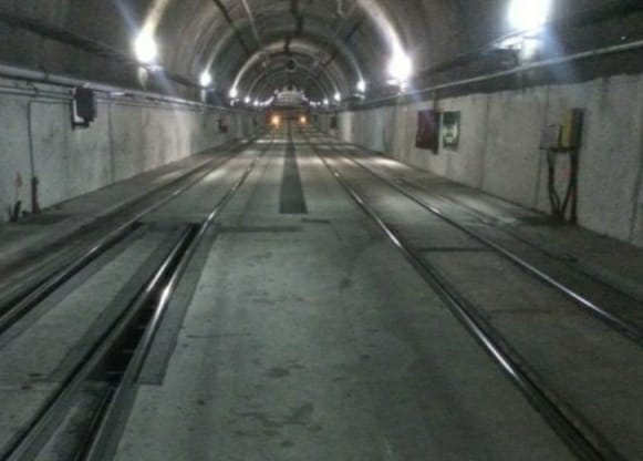 Playa de vías en la estación de Luceros del TRAM d&#039;Alacant