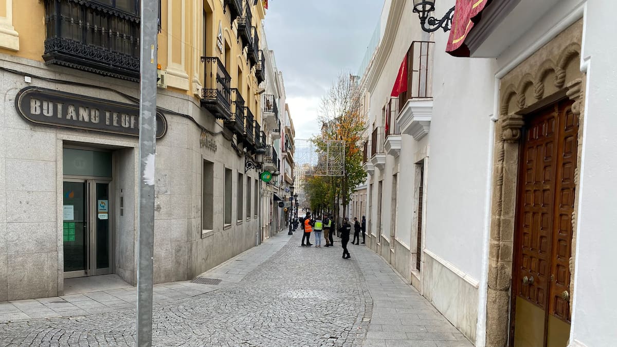 La Policía Nacional tiene que desalojar la Diputación de Badajoz por un paquete sospechoso