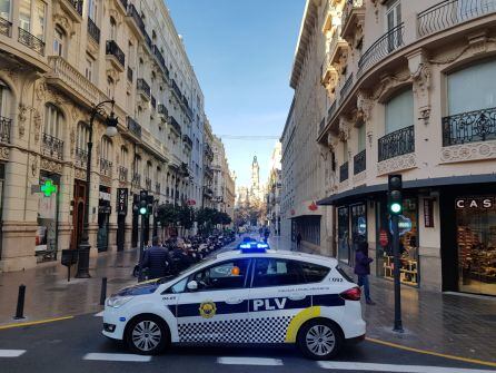 Plaza del Ayuntamiento cerrada al tráfico