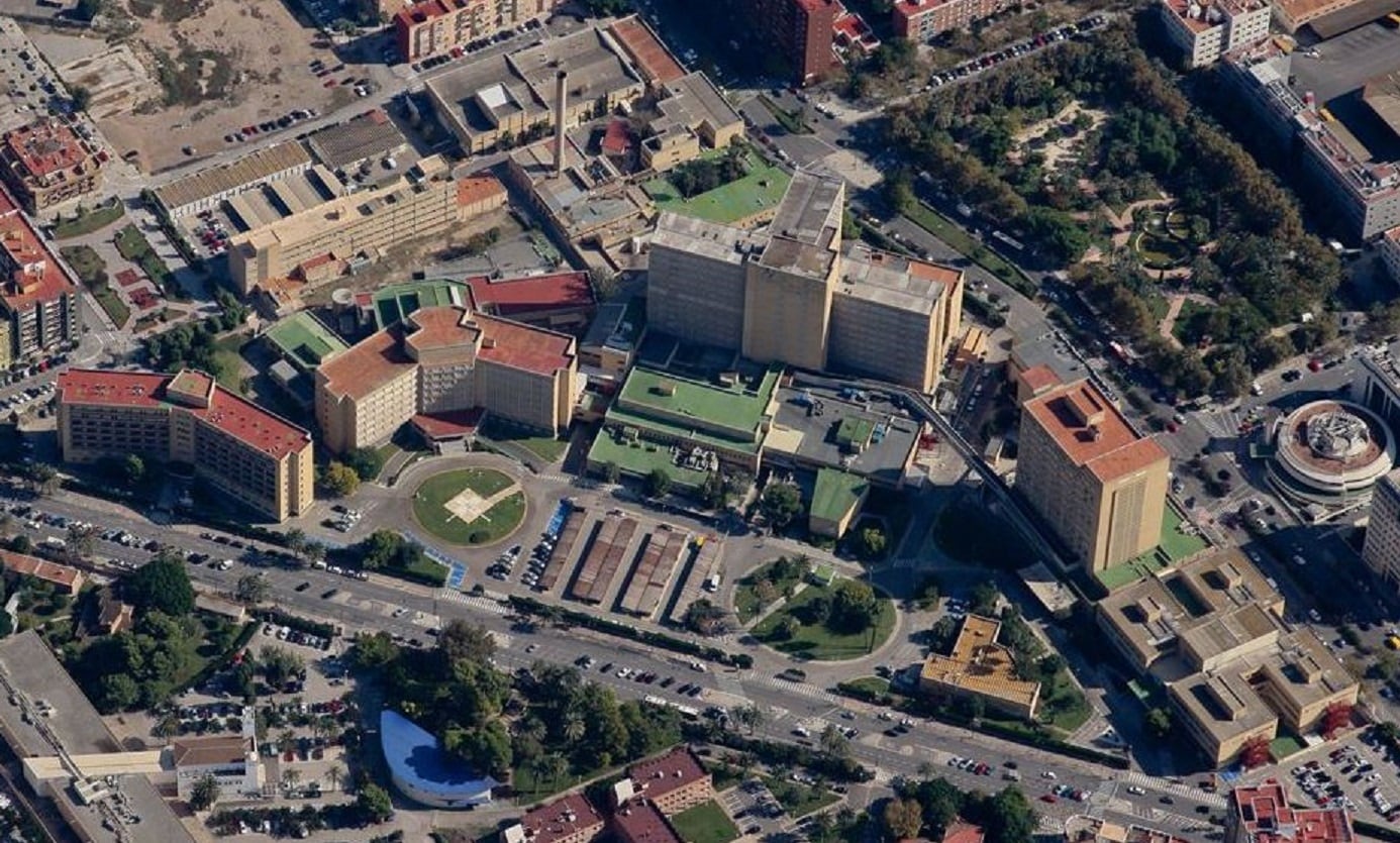 Vista aérea del antiguo hospital La Fe de València, en el barrio de Campanar