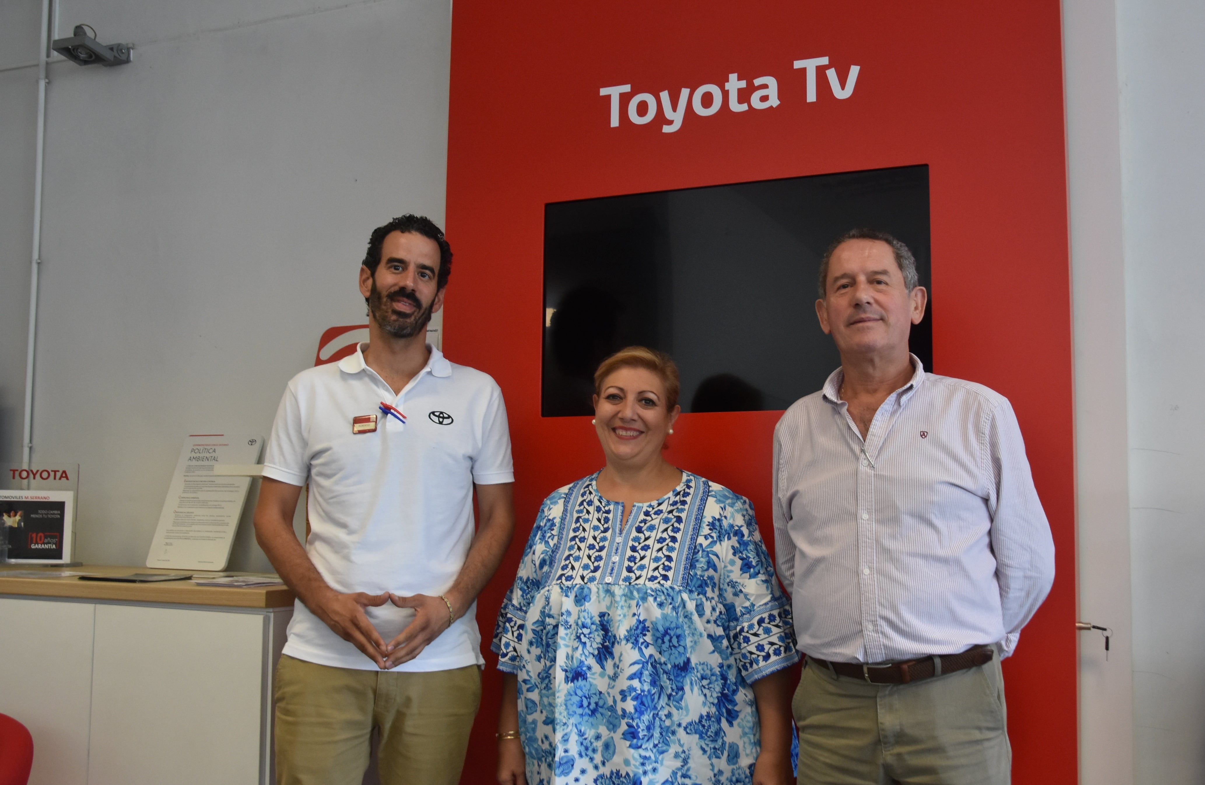 Alberto Serrano, Silvia Ramírez y Manuel Serrano. Ayuntamiento de Barbastro