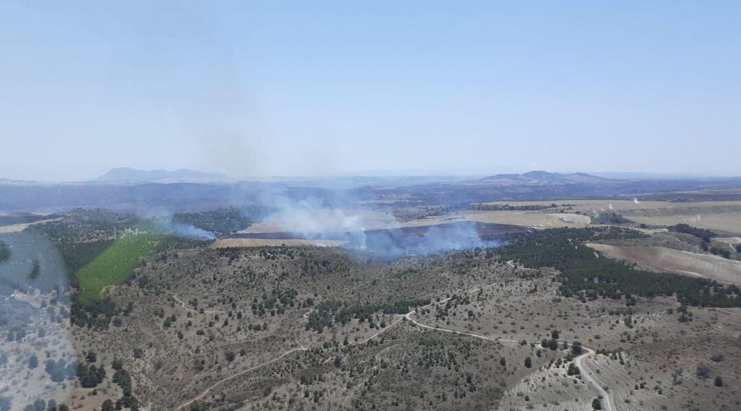 Incendio en el paraje Cuerda de Cañaveras en Cabra del Santo Cristo.