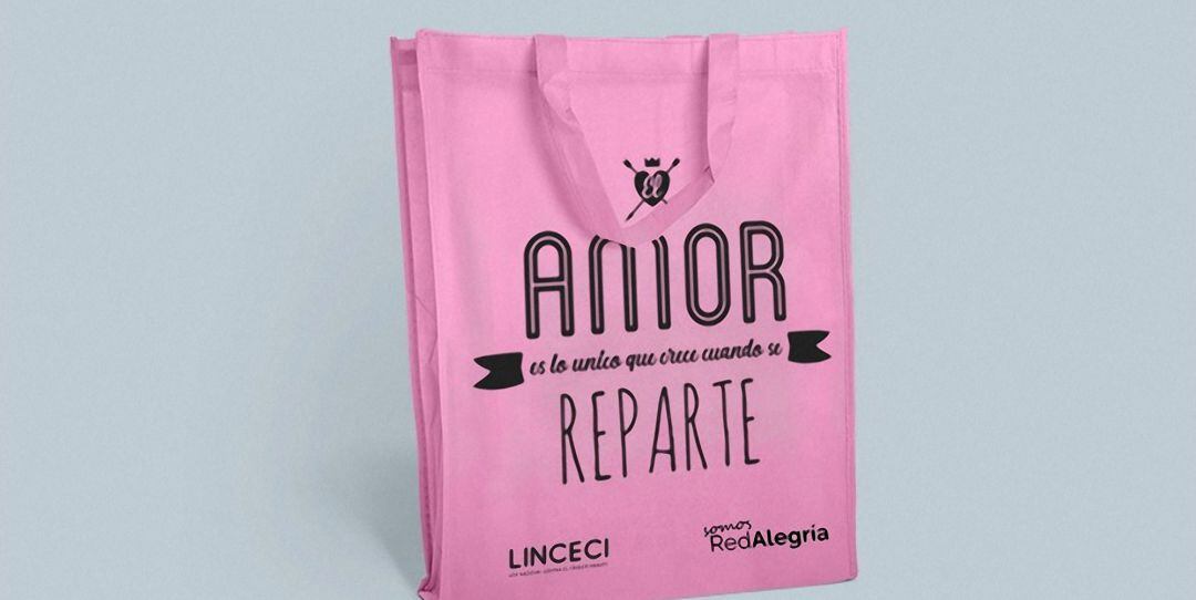 Bolsa de tela que vendía la ONG Linceci para recaudar fondos.