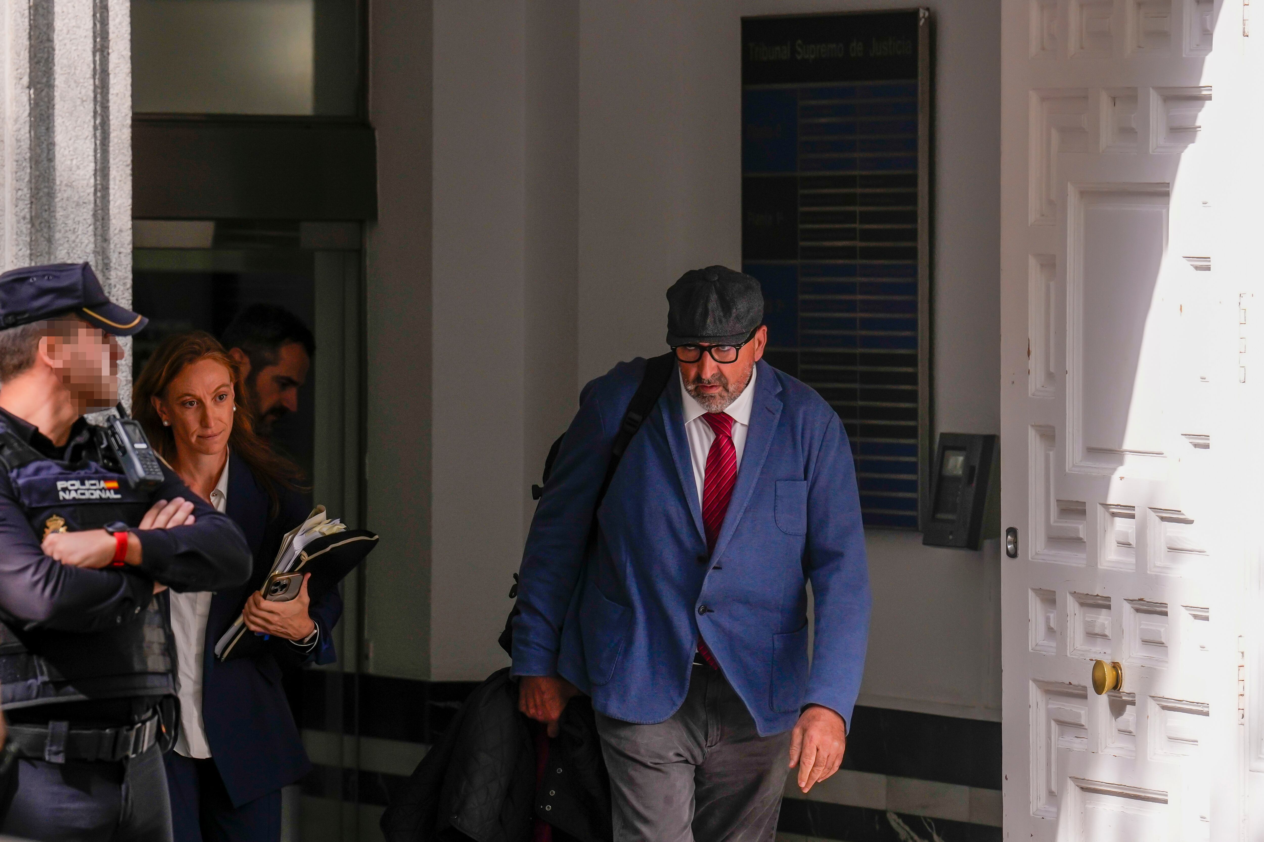 El exasesor ministerial Koldo García sale del Tribunal Supremo tras comparecer ante el juez Leopoldo Puente este jueves. Sánchez-Trillo