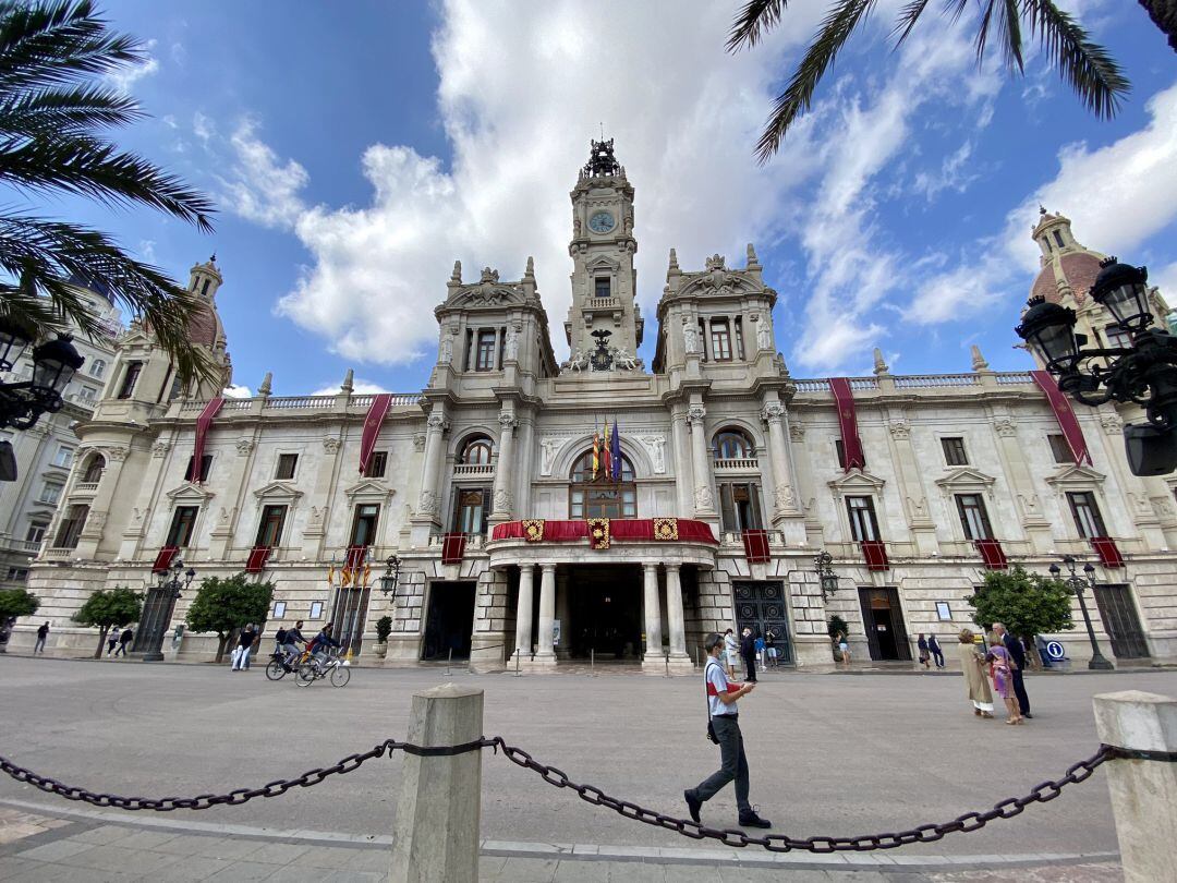 Fachada del Ayuntamiento de València