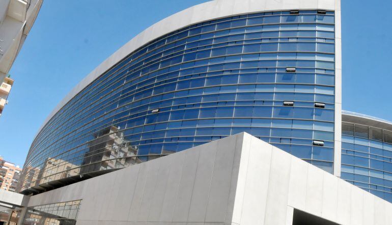 Tribuna del Estadio Ramón de Carranza de Cádiz