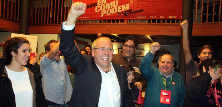 Fèlix Alonso, eufòric després de la victòria a Tarragona d'En Comú Podem.
