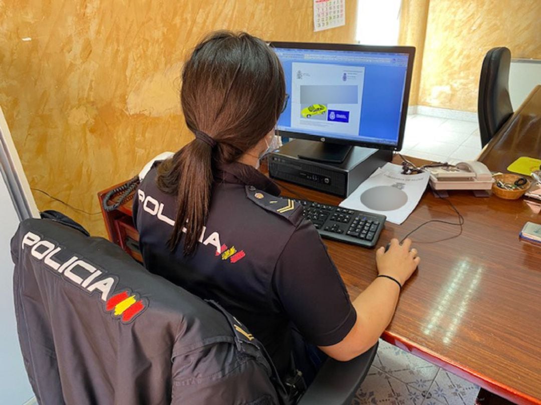 Agente de la Policia Nacional