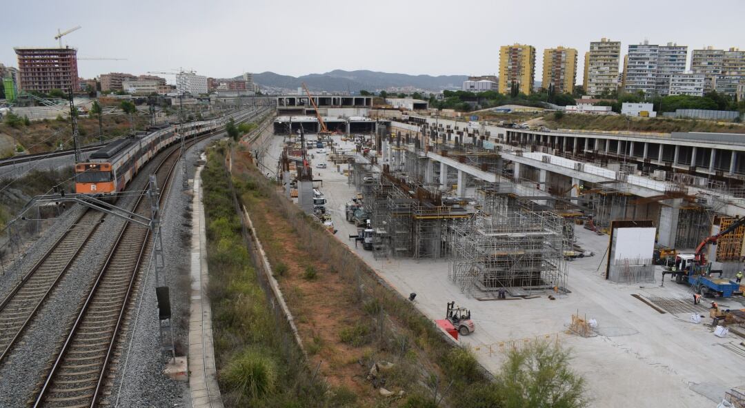 Imatge de les obres que es porten a terme a la futura estació de la Sagrera