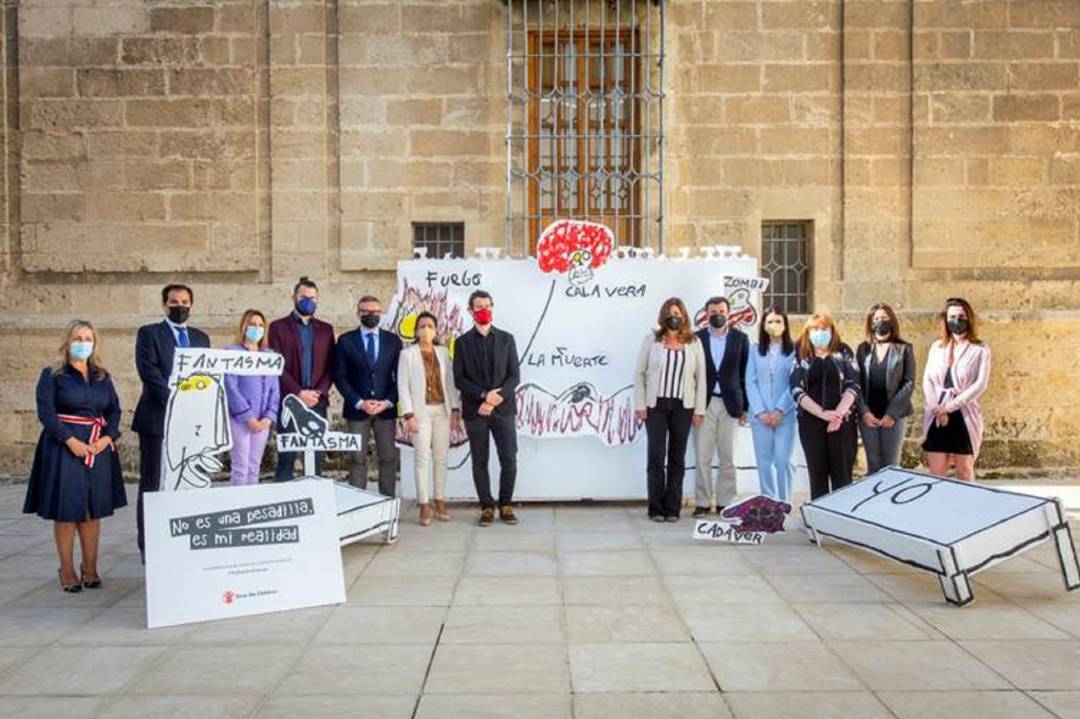 Presentación en el Parlamento de la campaña de la ONG contra la violencia contra la infancia.