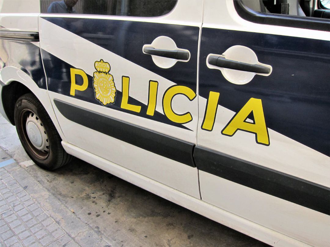 Furgón de la Policía Nacional.