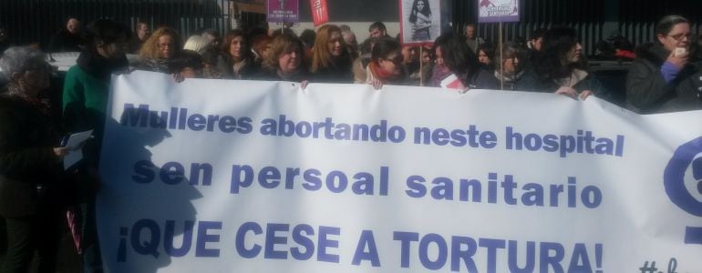 Concentración de la Plataforma polo dereito ao aborto. Foto de archivo