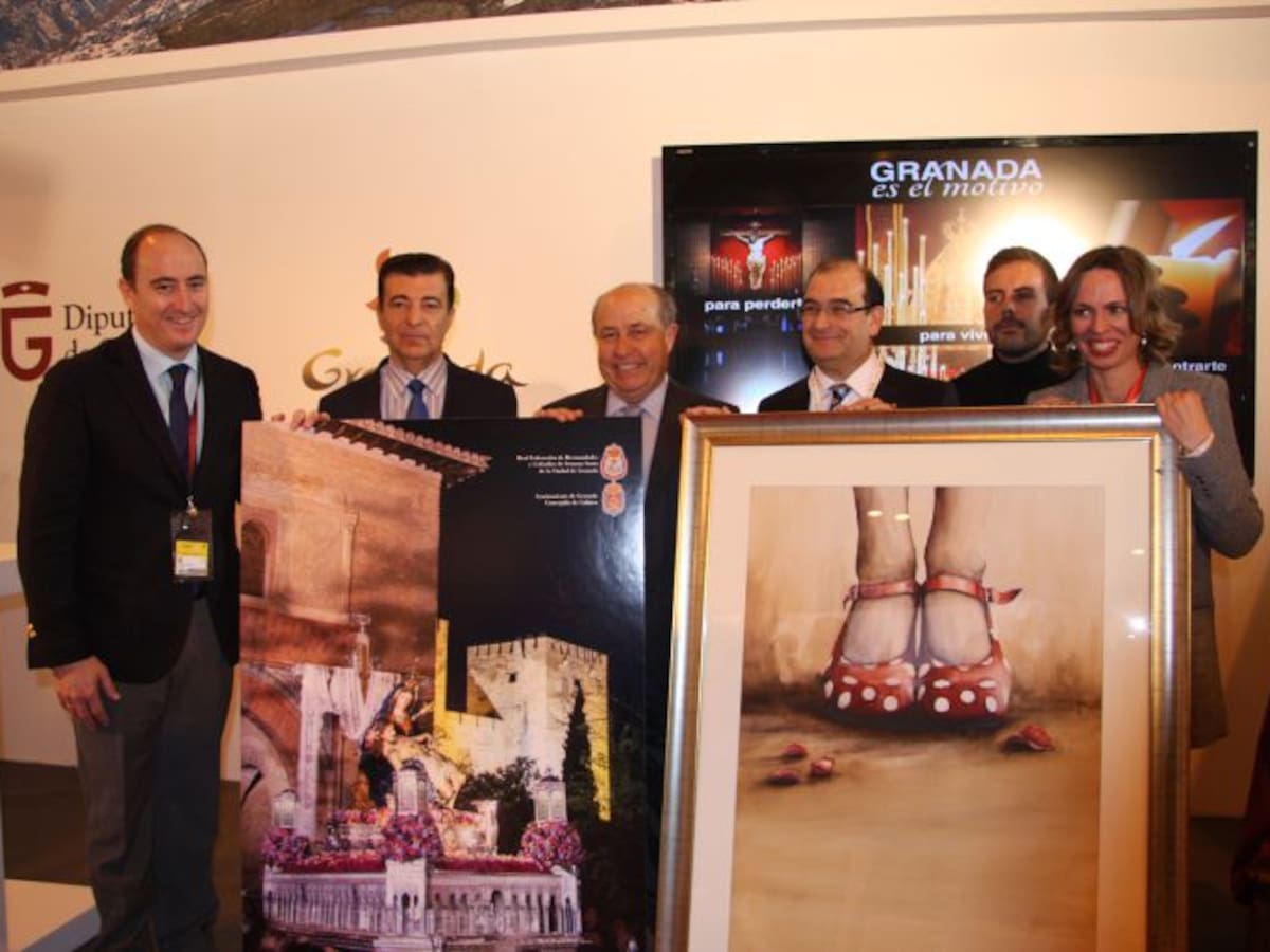 Las cofradías piden ayuda a los hoteles, claros "beneficiarios" de la Semana Santa