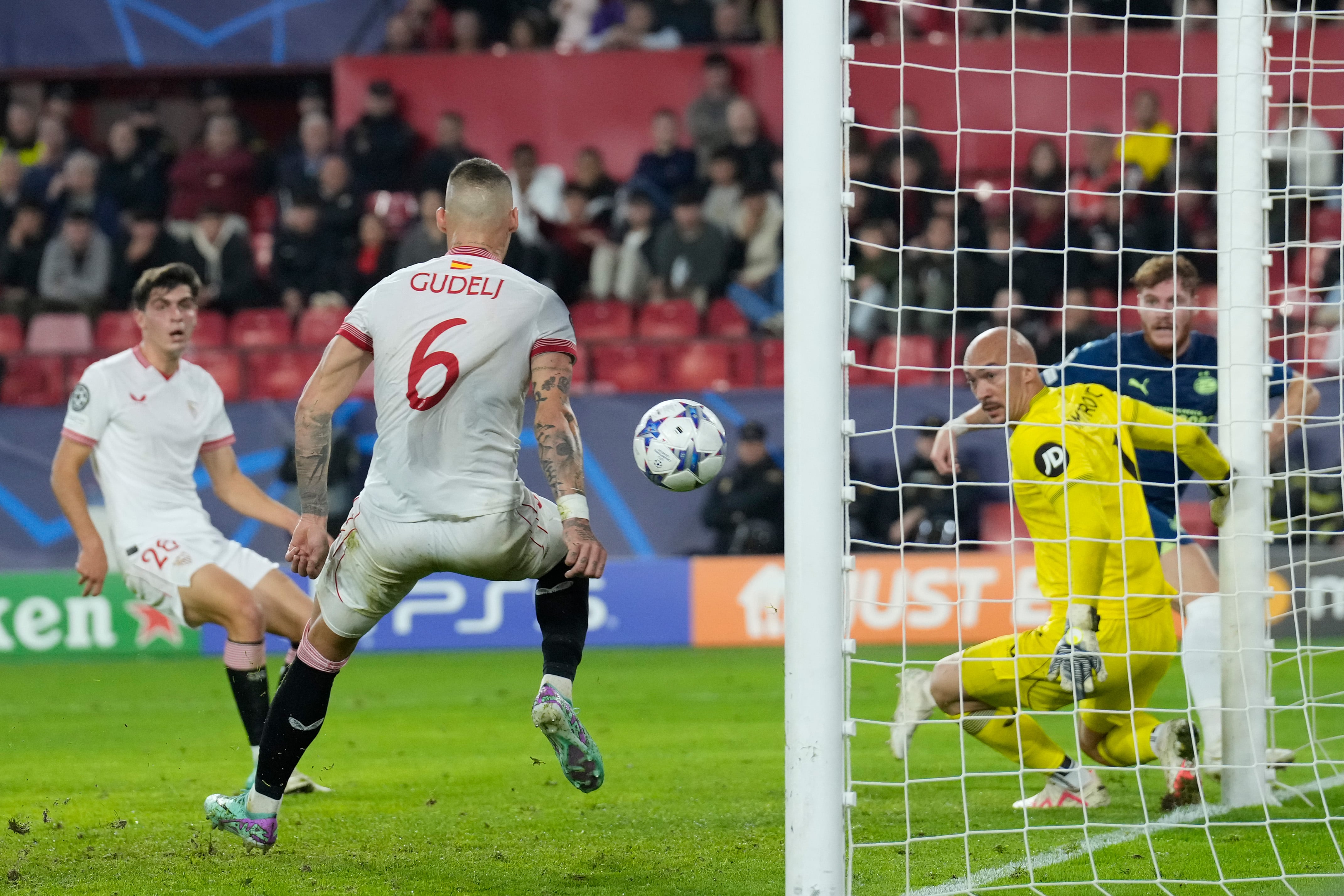 Sevilla v PSV - UEFA Champions League