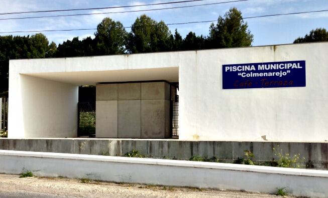 Piscina municipal de la barriada de Colmenarejo, en Campanillas (Málaga)