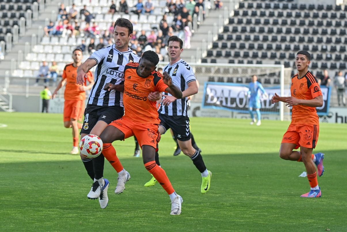 Armengol durante un lance del partido ante La Balona