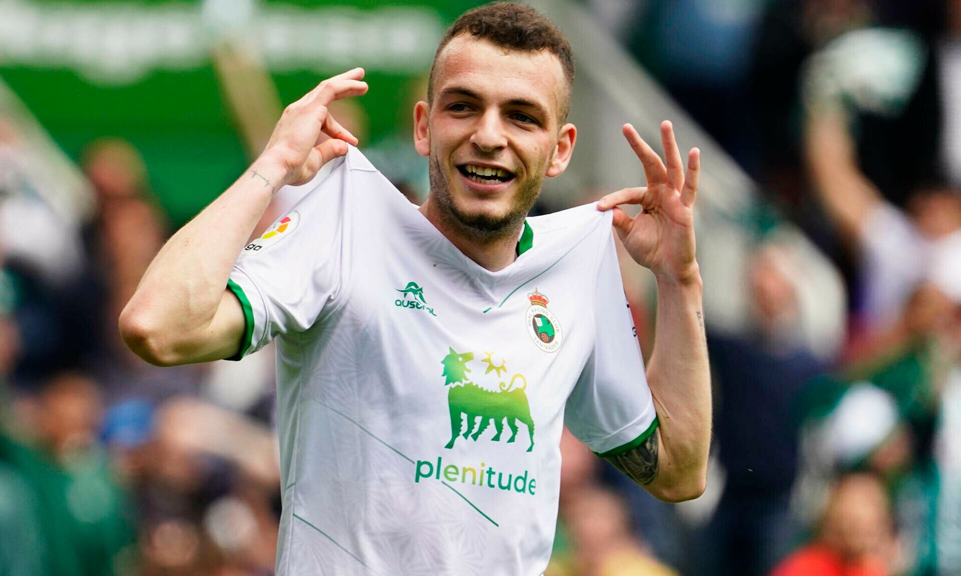 Vicente festeja el gol de la permanencia contra el Eibar