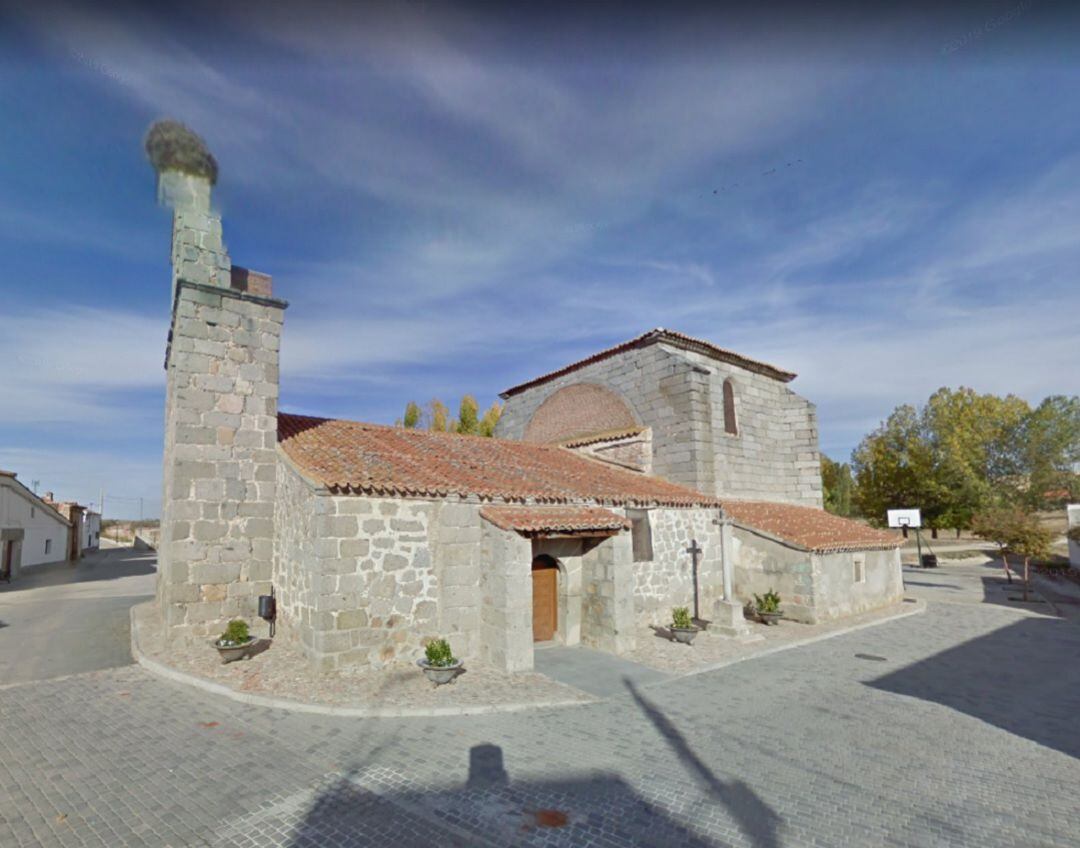 Iglesia de Villaflor (Ávila), la localidad de la que era natural Isabel Muñoz y donde reposarán sus cenizas