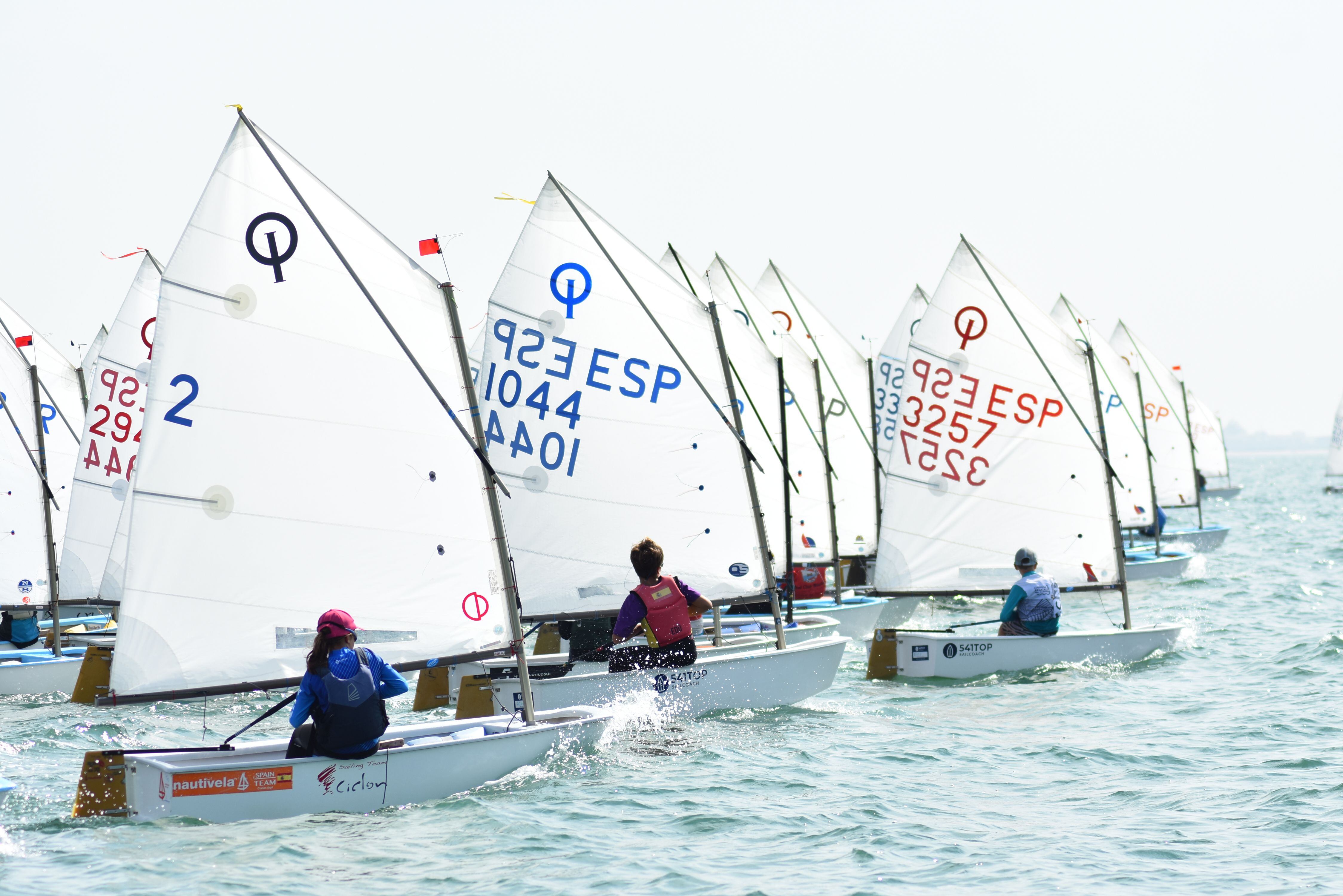 El Campeonato de España de Optimist y Copa de España de Techno e iQFOil