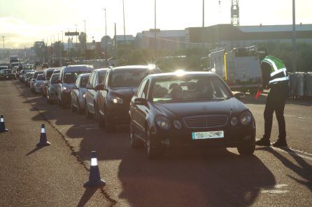 Controles de acceso a la población de Almendralejo