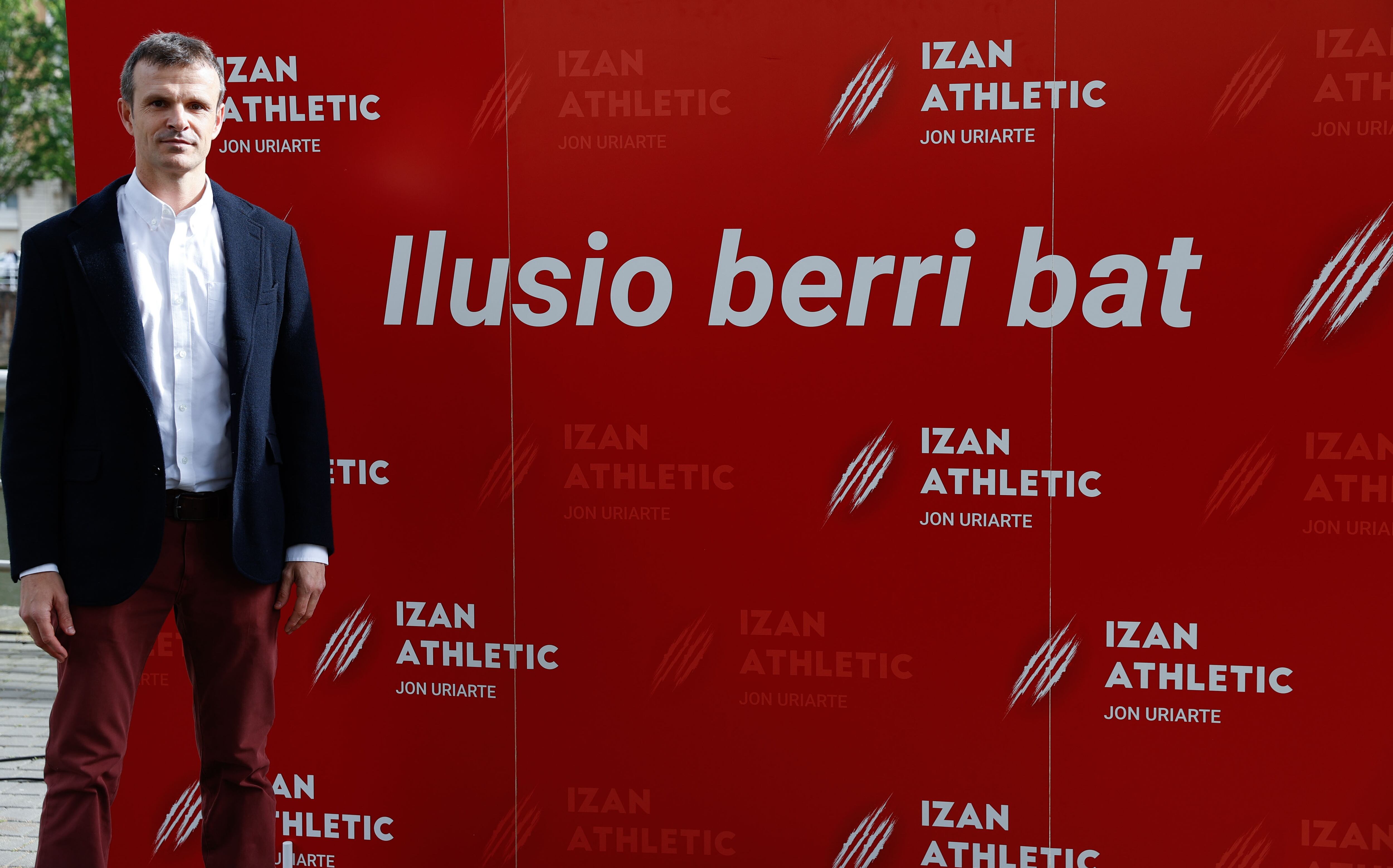 Jon Uriarte candidato a la Presidencia del Athletic Club  durante la presentación. EFE/Luis Tejido