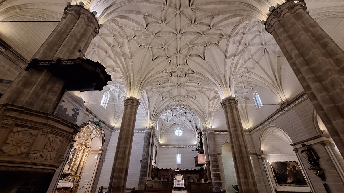 Leyendas y mitos del grial de Huesca