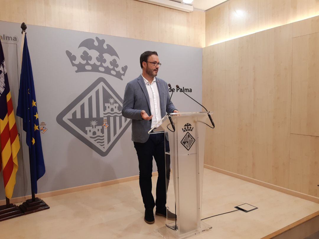 El alcalde de Palma, José Hila, en una rueda de prensa en septiembre.